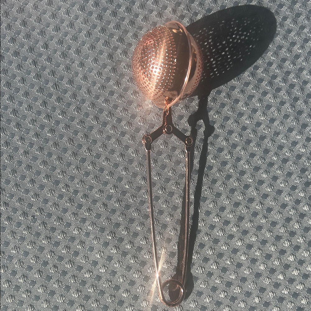 Rose Gold Tea Infuser - Picture 3 of 5
